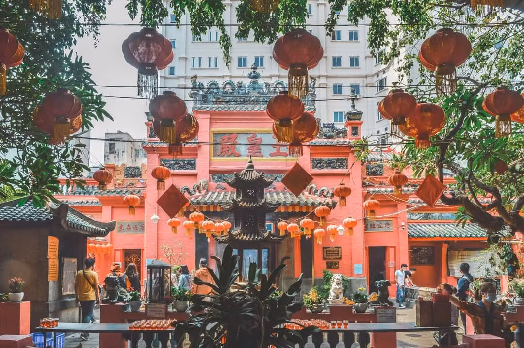 Ngôi chùa cầu duyên nổi tiếng nhất đất Sài thành. (Ảnh: Đình Quang)
