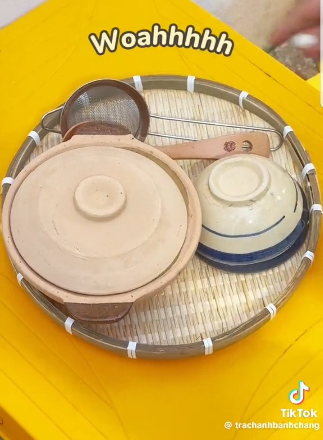 Chiếc mẹt trà sữa được "săn đón" tích cực những ngày qua. (Ảnh: @trachanhbanhtrang) Chiếc mẹt trà sữa được "săn đón" tích cực những ngày qua. (Ảnh: @trachanhbanhtrang)