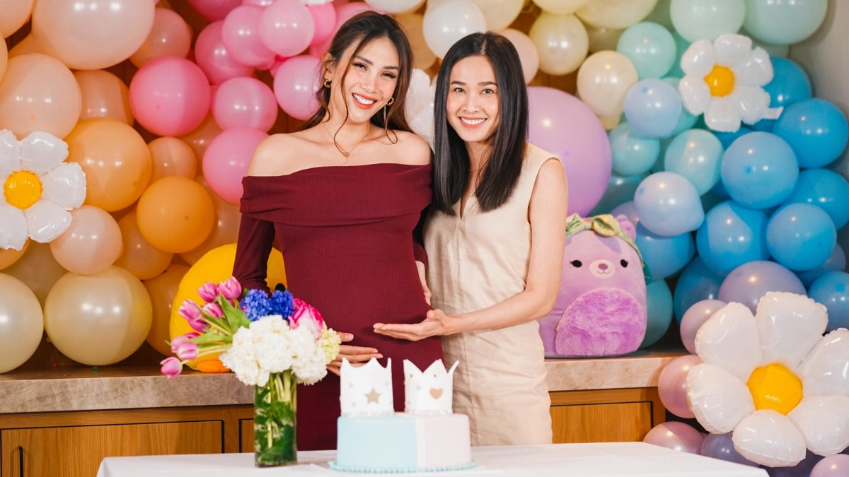 Dương Mỹ Linh và Võ Hoàng Yến.