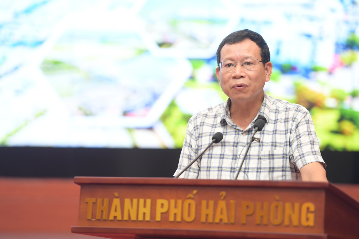 Ông Bùi Ngọc Hải - Phó Trưởng Ban Quản lý Khu kinh tế Hải Phòng Ông Bùi Ngọc Hải - Phó Trưởng Ban Quản lý Khu kinh tế Hải Phòng