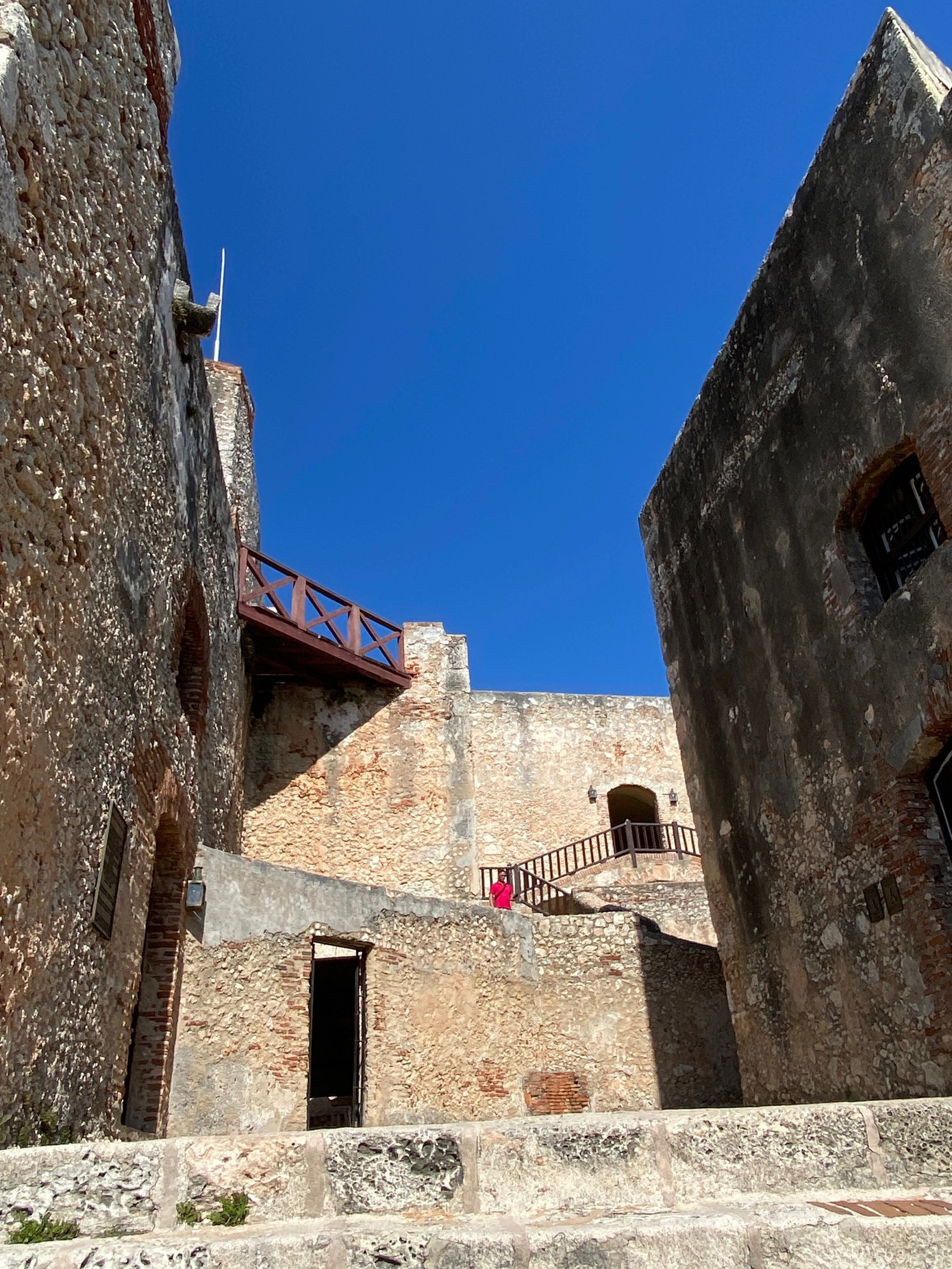 Một lát cắt bên trong pháo đài San Pedro de la Roca ở TP Santiago de Cuba