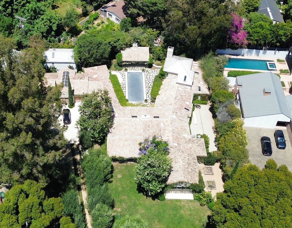 Nhà mới của Ben Affleck được mô tả là dành cho người độc thân. Ảnh: TheImageDirect.com. Nhà mới của Ben Affleck được mô tả là dành cho người độc thân. Ảnh: TheImageDirect.com.