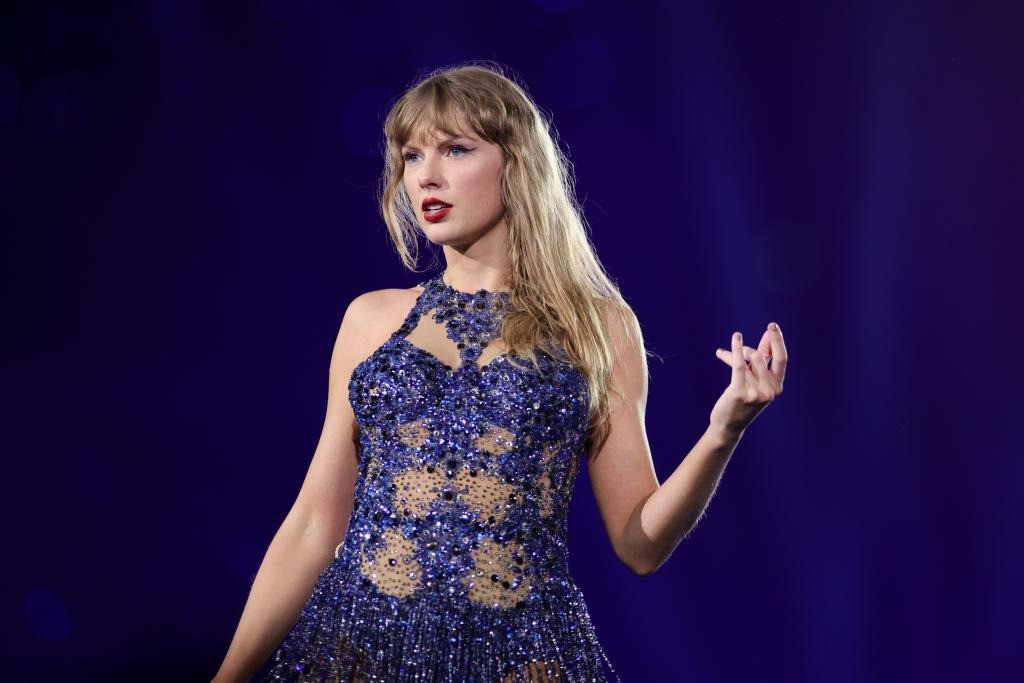 Taylor Swift giữ im lặng về âm mưu tấn công khủng bố và cả việc hủy show ở Áo. Ảnh: Getty Images. Taylor Swift giữ im lặng về âm mưu tấn công khủng bố và cả việc hủy show ở Áo. Ảnh: Getty Images.