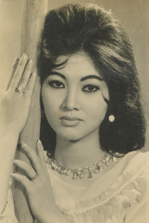 Những nhan sắc nổi tiếng Sài Gòn xưa ảnh 1