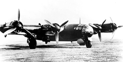 Một mẫu máy bay ném bom Me 264 - Ảnh: Century-of-flight