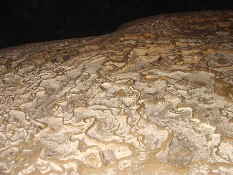 Có hàng vạn hình thù ruộng bậc thang trên những tảng đá 