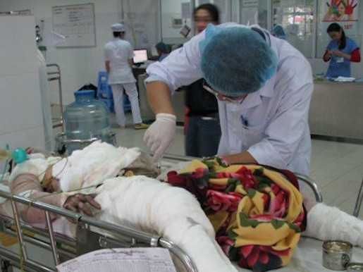 Chị T đang được điều trị tích cực tại bệnh viện Đà Nẵng. Chị Tiên đang được điều trị tích cực tại bệnh viện Đà Nẵng