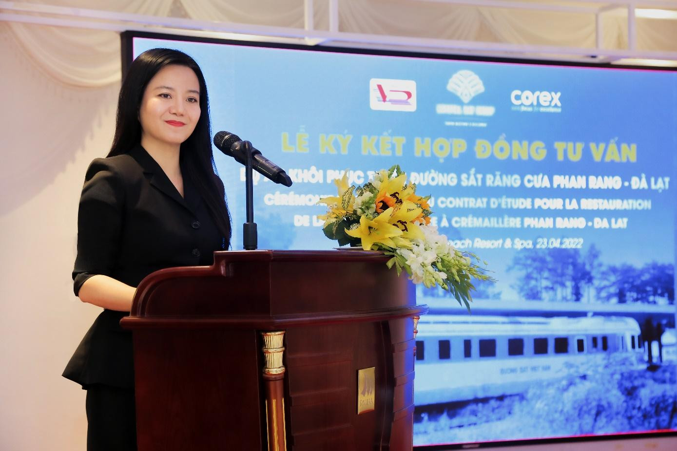 Bà Nguyễn Hoài Thu – Chủ tịch HĐQT Corex phát biểu tại sự kiện
