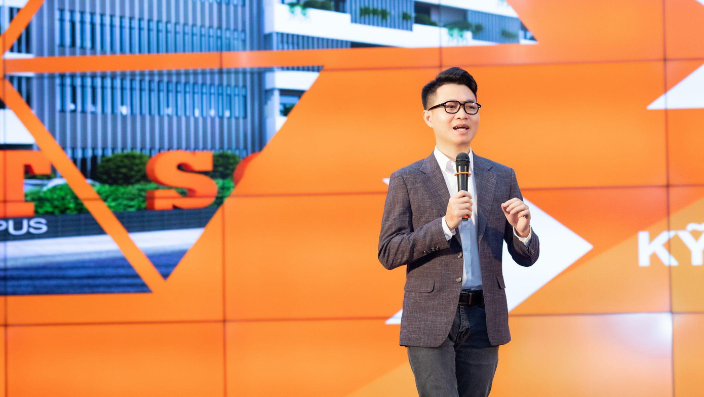 Thầy Lê Xuân Phương - Trưởng ban tuyển sinh Trường THCS và THPT FPT Hải Phòng chia sẻ phương pháp lựa chọn môi trường học tập cho con trong thời đại số. Thầy Lê Xuân Phương - Trưởng ban tuyển sinh Trường THCS và THPT FPT Hải Phòng chia sẻ phương pháp lựa chọn môi trường học tập cho con trong thời đại số.