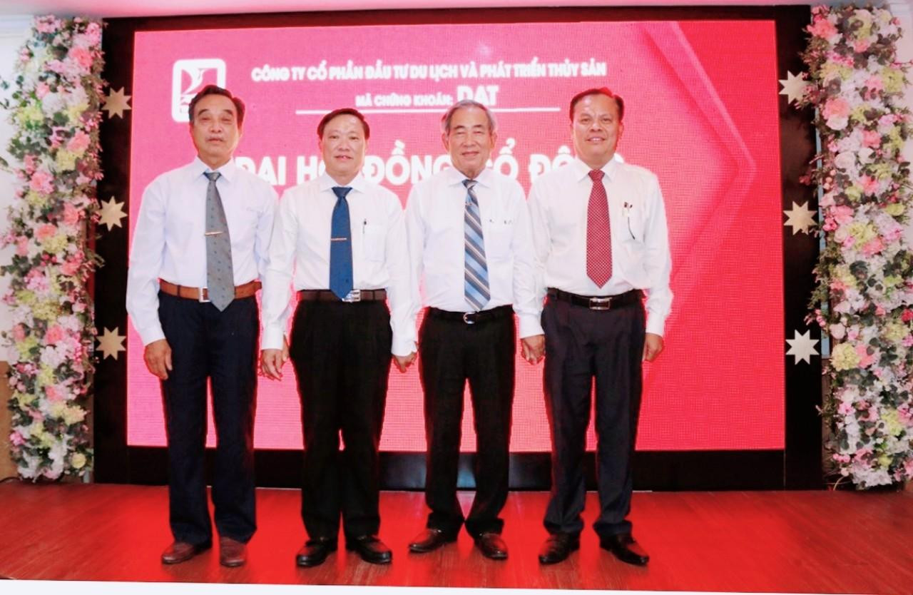 Hội đồng Quản trị ra mắt Đại hội Hội đồng Quản trị ra mắt Đại hội