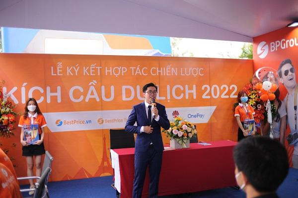 Ông Bùi Thanh Tú - Giám Đốc Marketing Công ty BestPrice Travel phát biểu