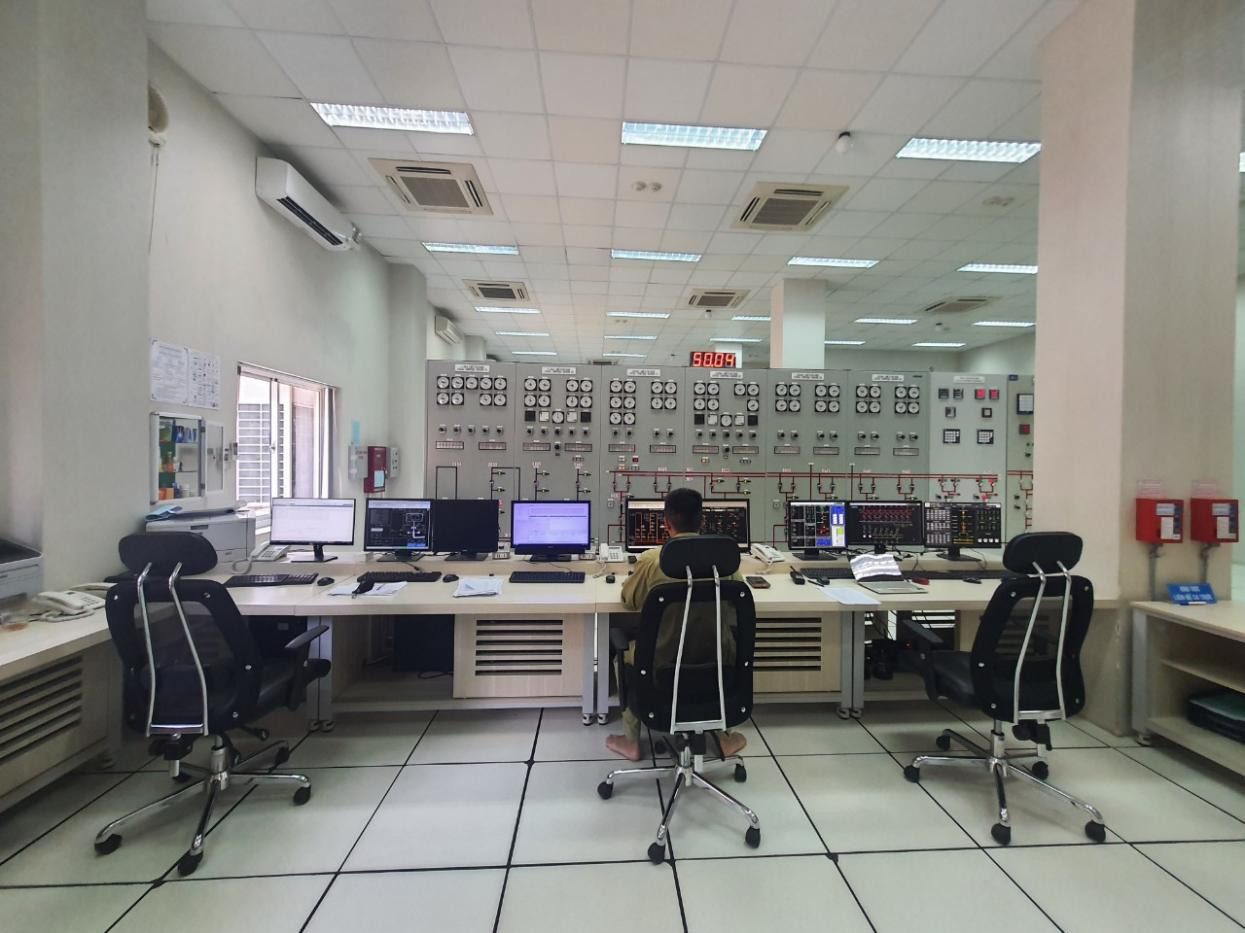 Phòng điều khiển trung tâm – NMTĐ Buôn Kuốp Phòng điều khiển trung tâm – NMTĐ Buôn Kuốp