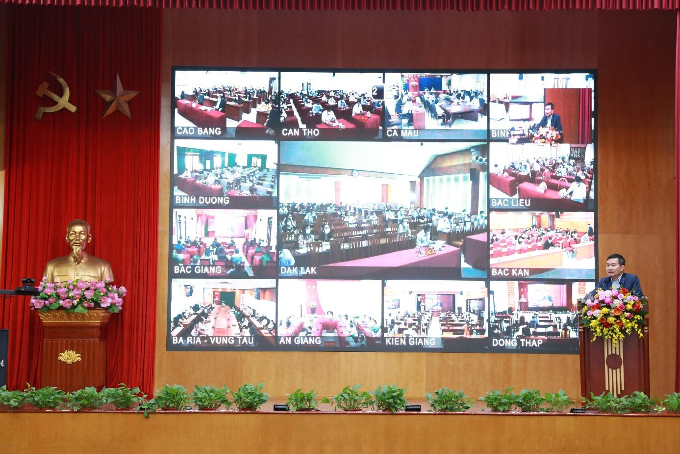 Quang cảnh Hội nghị