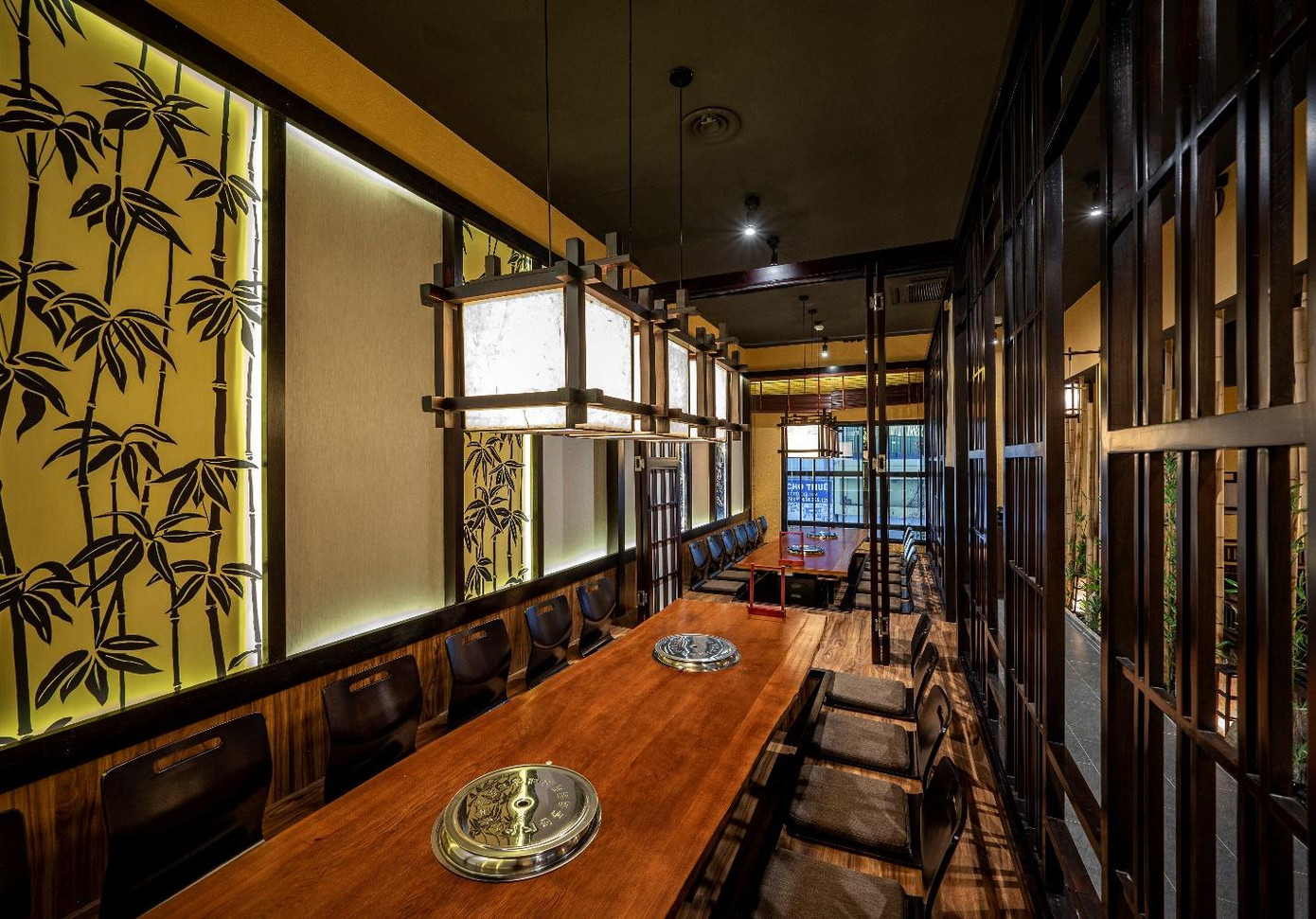 Không gian phòng vip riêng tư là một trong những ưu điểm nổi bật được khách hàng yêu thích Không gian phòng vip riêng tư là một trong những ưu điểm nổi bật được khách hàng yêu thích