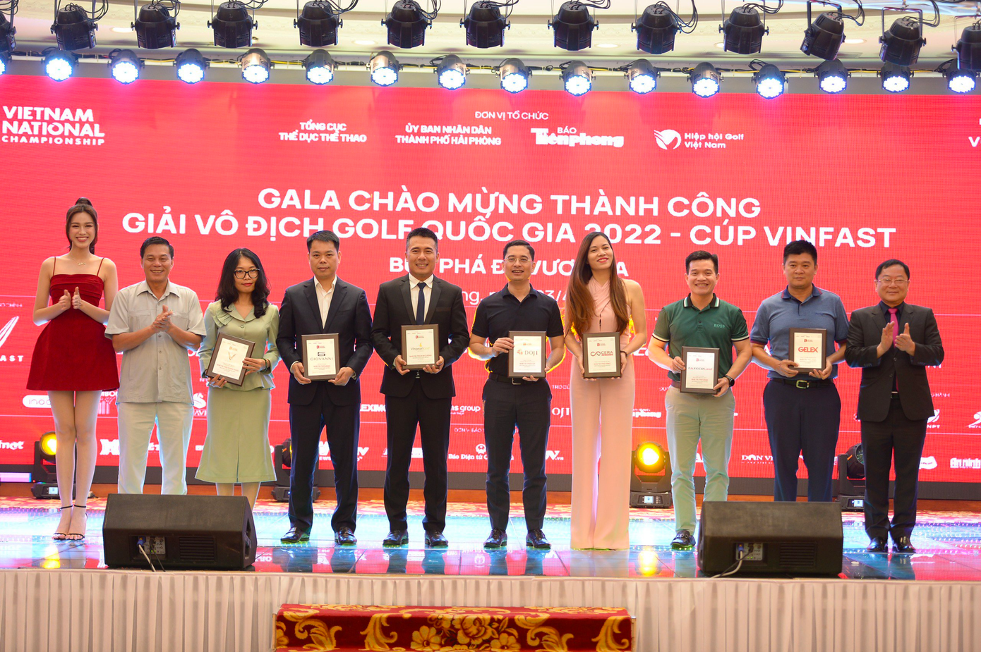 GIOVANNI là thương hiệu thời trang duy nhất góp mặt đồng thời là nhà tài trợ vàng của Giải vô địch Golf Quốc Gia 2022 - Cup VinFast.