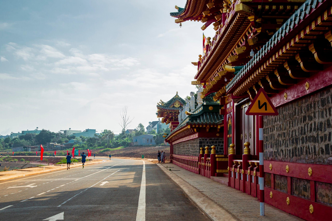 Cung đường chạy với nhiều cảnh đẹp của Gia Lai Cung đường chạy với nhiều cảnh đẹp của Gia Lai