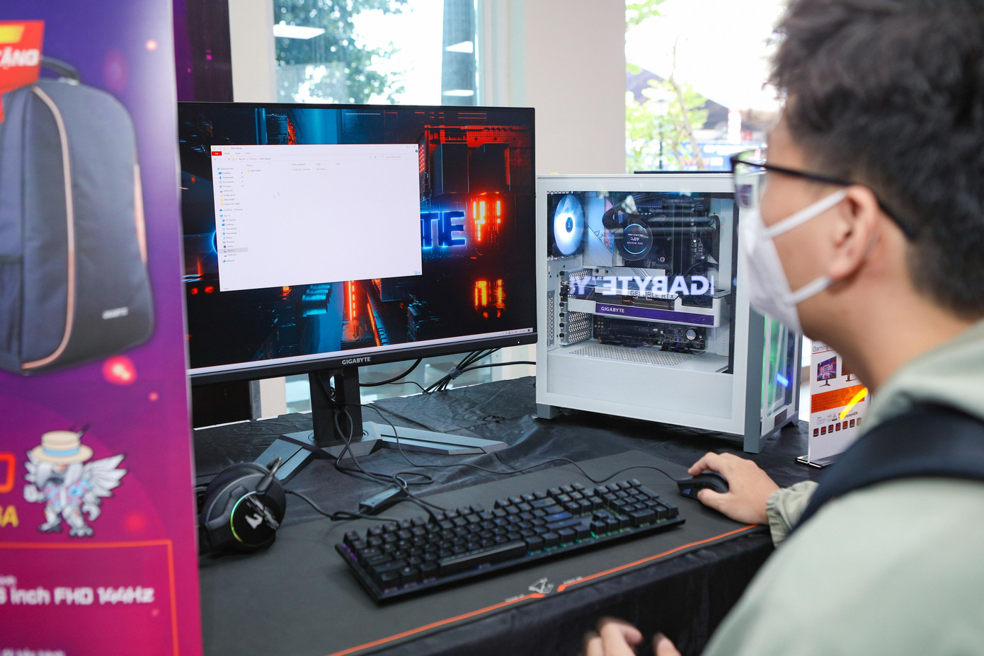 Nhiều doanh nghiệp giới thiệu các công nghệ hiện đại trong không gian triển lãm của Ngày hội Nhiều doanh nghiệp giới thiệu các công nghệ hiện đại trong không gian triển lãm của Ngày hội