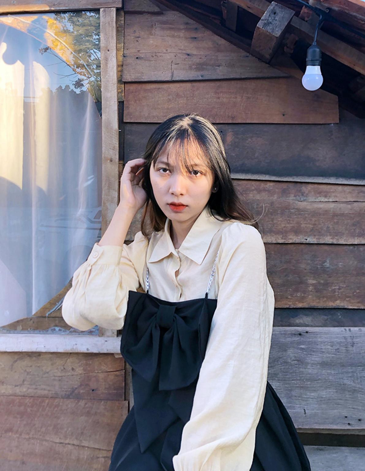 Sinh viên chương trình Tiên tiến và Chất lượng Cao ngành Kiến trúc Hoàng Thị Duyên Sinh viên chương trình Tiên tiến và Chất lượng Cao ngành Kiến trúc Hoàng Thị Duyên