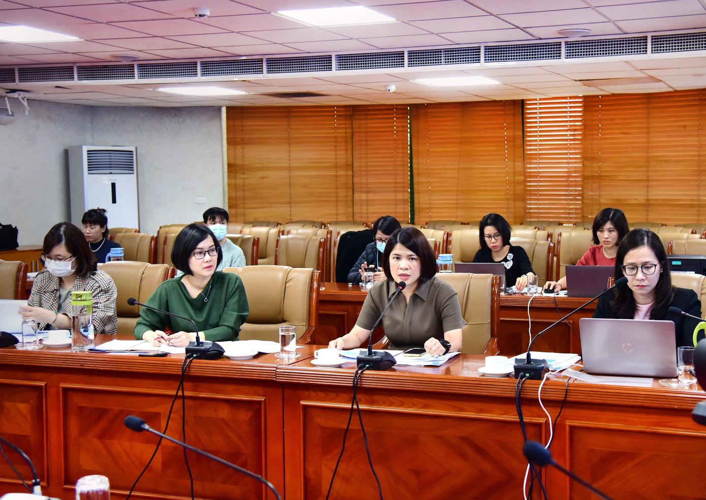 Hội nghị cập nhật kết quả kinh doanh năm 2021 được VietinBank tổ chức chiều ngày 1/4/2022 Hội nghị cập nhật kết quả kinh doanh năm 2021 được VietinBank tổ chức chiều ngày 1/4/2022