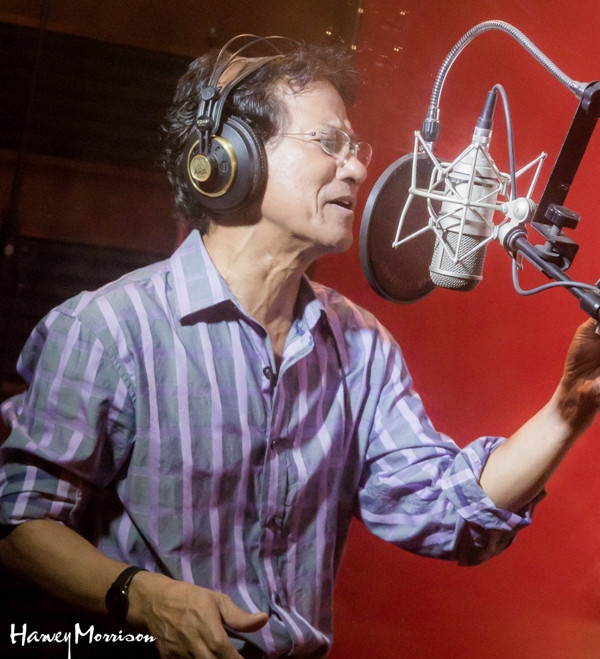 Con trai Chế Linh hết giận, xúc động khi được đứng chung sân khấu với cha ảnh 1