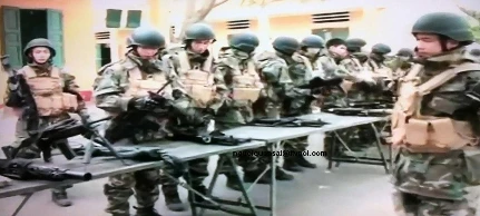 Kiểm tra vũ khí, đạn dược, trang thiết bị kỹ lưỡng trước giờ xuất quân 