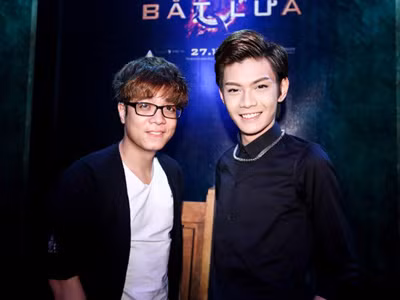 Tham gia buổi ra mắt còn có 