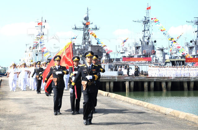 Vững tin tiến bước dưới Quân kỳ