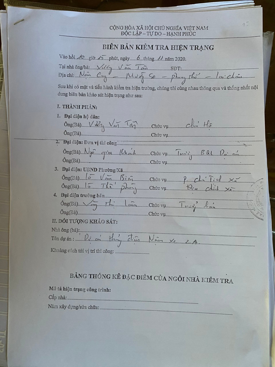 Cũng qua trao đổi với phóng viên báo Tiền Phong, ông Phạm Hải Lăng, người đại diện pháp luật của công ty cổ phần thủy điện Thành Phát Lai Châu - chủ đầu tư dự án thủy điện Nậm Xe 2A, cho biết, công ty đã họp với dân nhiều lần.