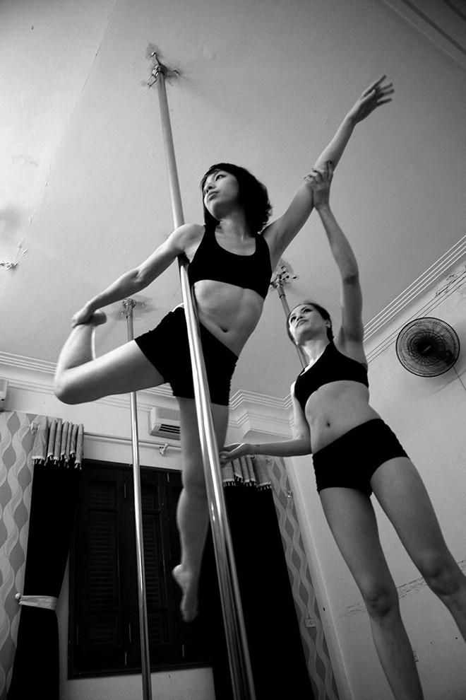 Chi phí cho một khoá học khoảng 1,3 triệu đồng cho mười buổi học. Đây là chi phí khá phù hợp so với các nước trong khu vực lên đến 100$ cho mỗi giờ học