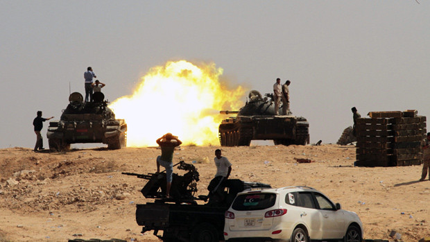 Giao tranh tại thành phố Sirte đang diễn ra ác liệt. Ảnh: AP. Giao tranh tại thành phố Sirte đang diễn ra ác liệt. Ảnh: AP