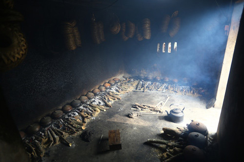  Làng cá kho vào Tết ảnh 2