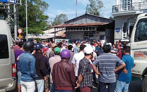 Hàng loạt trạm BOT bị tài xế phản đối quyết liệt ngày cuối tuần ảnh 2