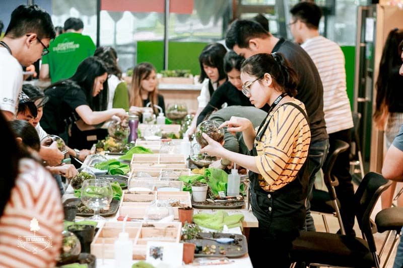 "Rút phích cắm", nhưng là để sạc đầy năng lượng và chữa lành chính mình. "Rút phích cắm", nhưng là để sạc đầy năng lượng và chữa lành chính mình.