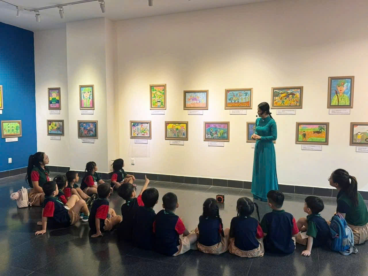 Đây không chỉ là nơi lưu giữ ký ức mà còn là một lời kêu gọi mạnh mẽ cho hòa bình và sự đoàn kết nhân loại.