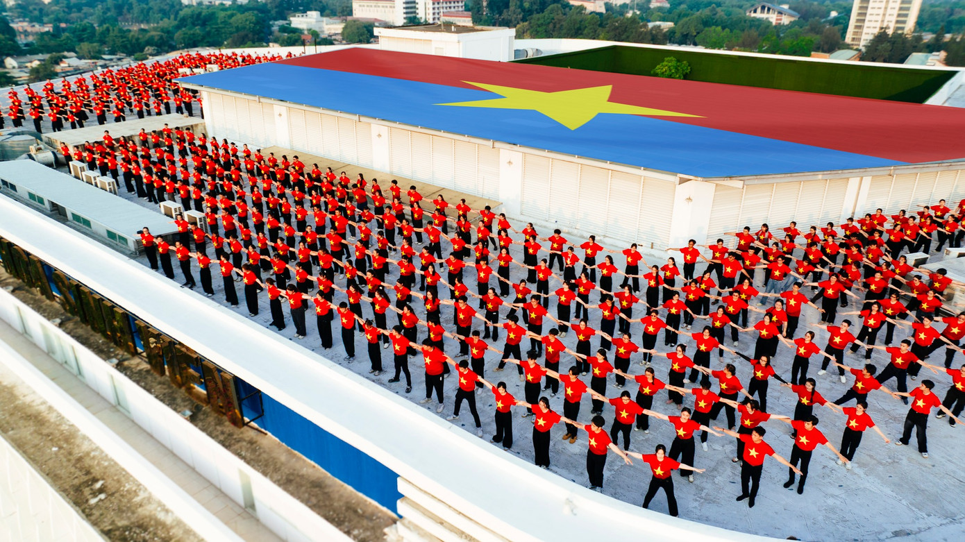 Thế hệ thanh niên hôm nay đang sống và hành động như những “người giữ lửa” hòa bình. Ảnh: Hội Sinh viên Việt Nam TP. Hồ Chí Minh
