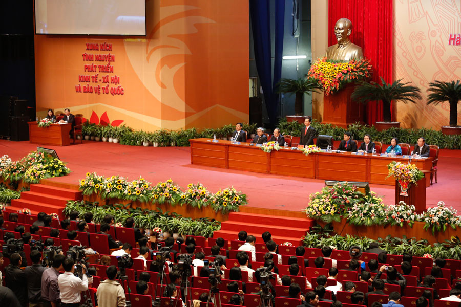 Toàn cảnh phiên đối thoại của Thủ tướng Nguyễn Tấn Dũng với đại biểu Đoàn TNCS Hồ Chí Minh lần thứ X. Ảnh: Hồng Vĩnh. Toàn cảnh phiên đối thoại của Thủ tướng Nguyễn Tấn Dũng với đại biểu Đoàn TNCS Hồ Chí Minh lần thứ X