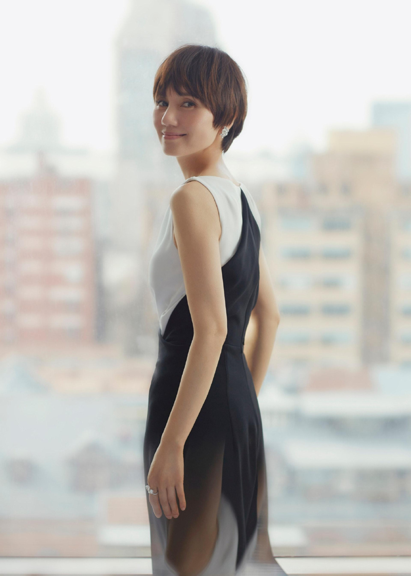 Viên Tuyền được chọn thay thế Triệu Vy. Viên Tuyền được chọn thay thế Triệu Vy.