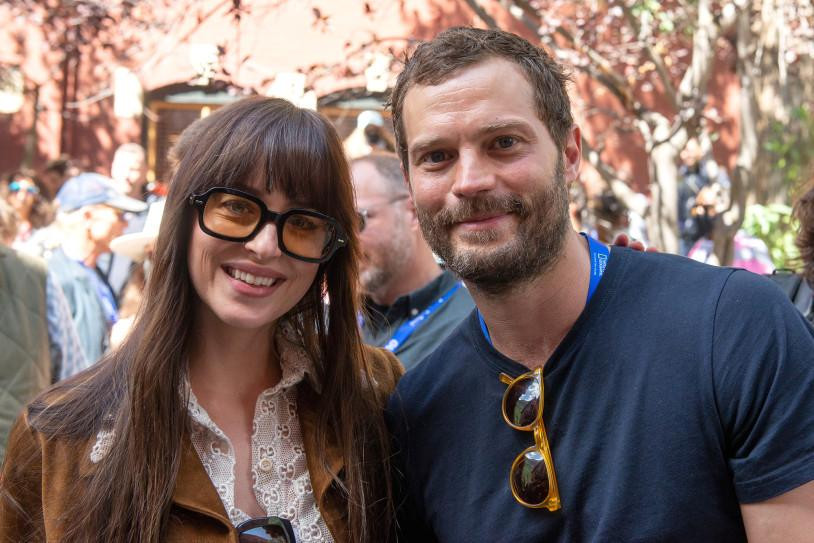 Cặp đôi "50 sắc thái" Dakota Johnson và Jamie Dornan tái hợp tại Liên hoan phim Telluride ở Colorado. Ảnh: Paul Best/Getty Images