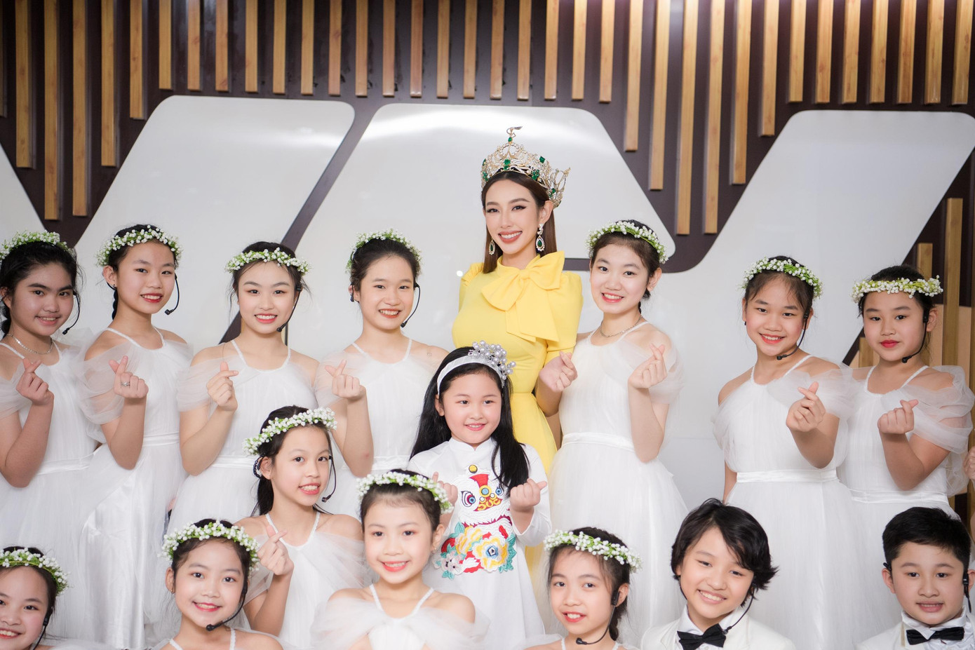 Người đẹp cũng vô cùng háo hức vì có cơ hội được trở về quê nhà để đón Tết Nguyên Đán Nhâm Dần cùng gia đình.