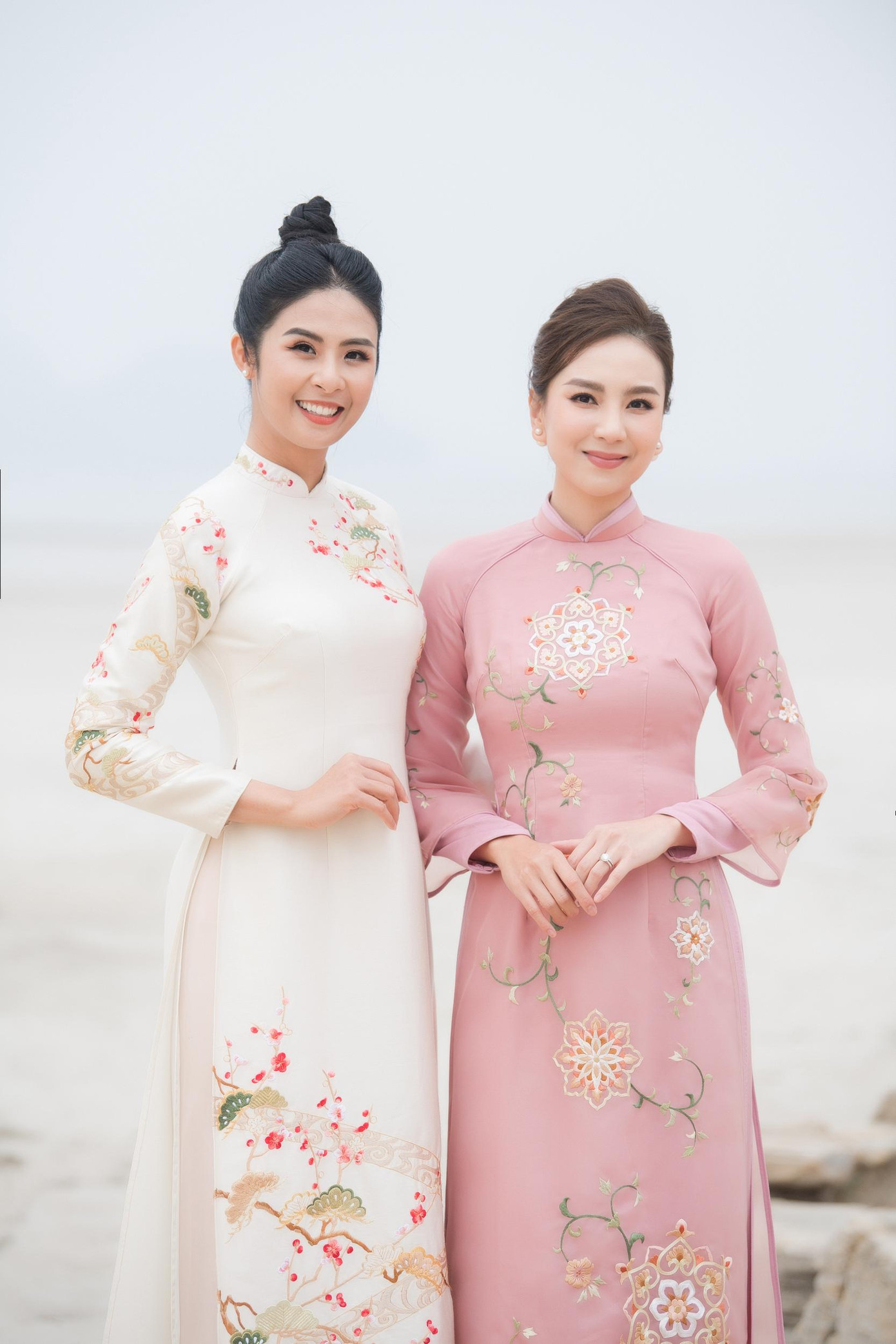 Tham gia sự kiện còn có MC Mai Ngọc. Tham gia sự kiện còn có MC Mai Ngọc.