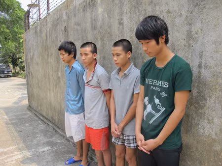 4 đối tượng bị Công an huyện Thuận Thành khởi tố trong vụ án