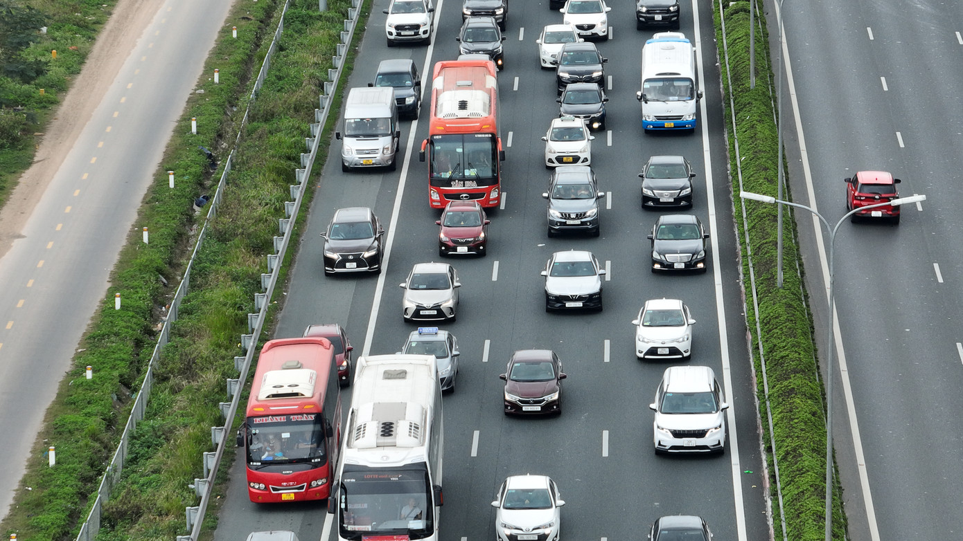 Cao tốc Pháp Vân - Cầu Giẽ nhìn từ trên cao.