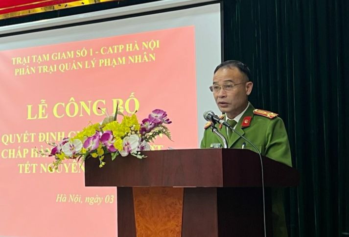 Lãnh đạo Trại Tạm giam số 1 phát biểu tại buổi lễ. Lãnh đạo Trại Tạm giam số 1 phát biểu tại buổi lễ.