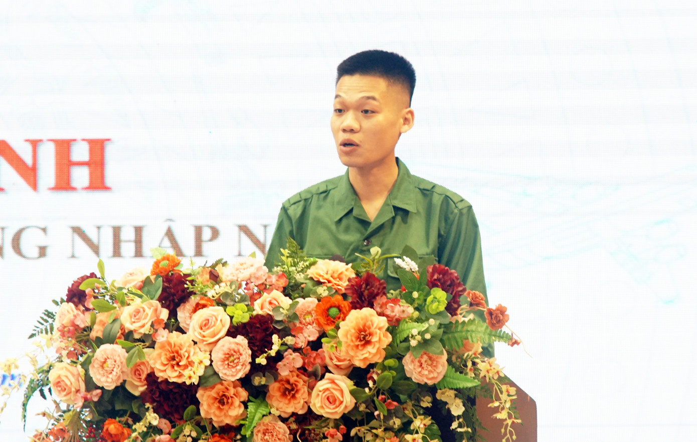 Tân binh Phan Anh Tuấn