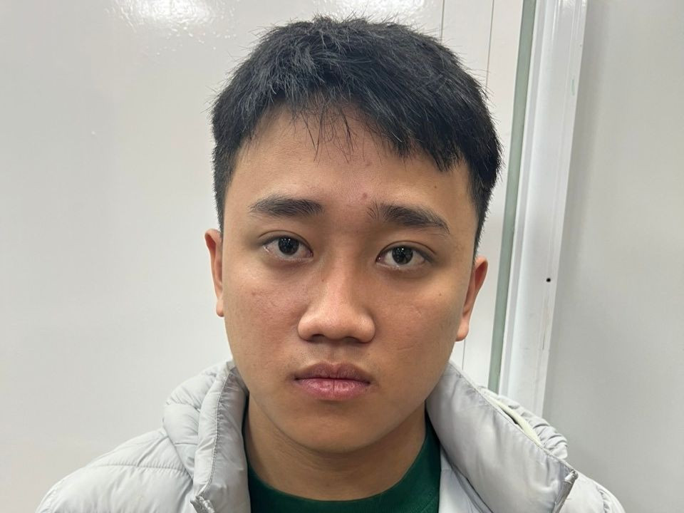 Đối tượng Phong tại cơ quan công an. Ảnh CACC