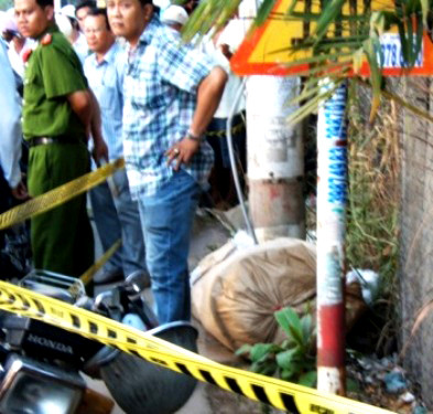 Xác cô giáo An được gói trong bao tải