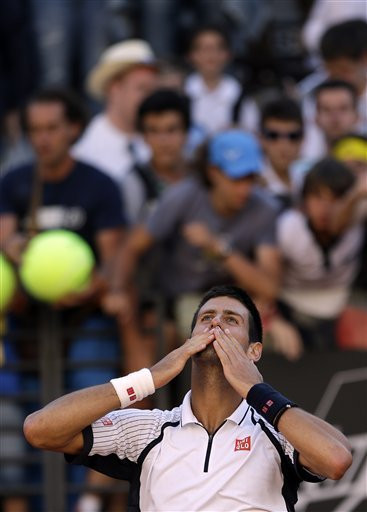 Novak Djokovic đã tìm lại cảm giác chiến thắng sau thất bại tại Madrid Open. Novak Djokovic đã tìm lại cảm giác chiến thắng sau thất bại tại Madrid Open