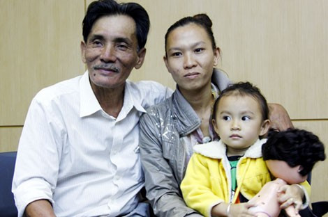 Thương Tín: 'Khó khăn đến mấy cũng không xin tiền khán giả' ảnh 2