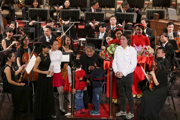 Khán giả ngây ngất với đêm hòa nhạc Happiness Concert by Acecook Vietnam ảnh 3