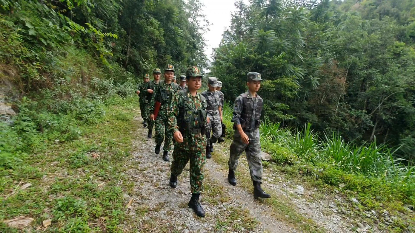 Biên phòng Việt Nam – Trung Quốc tuần tra song phương ảnh 1